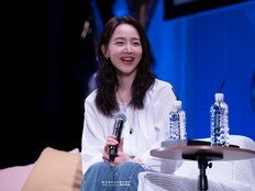 신혜선, 첫 일본 팬미팅 ‘전석 매진’ 속 성료…열도 사로잡은 존재감