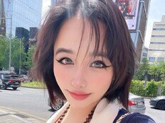 박봄 집 나왔다…햇살 받으며 미소 [DA★]