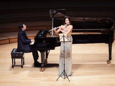 ‘정용진 회장 부인’ 플루티스트 한지희, 첫 앨범 공연 성료…랑랑 김선욱과 환상 호흡