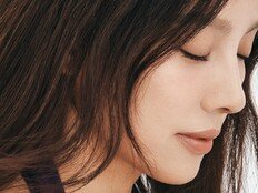 이효리 타투+섹시백, 요가로 완성된 저속노화 핫바디 [DA★]