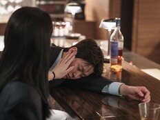 신혜선, 공명 얼굴 어루만졌다…키스 엔딩 후폭풍 (은밀한 감사)