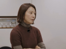 김희애, 빵집 사장 됐다…첫날부터 홍보 요정