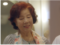 김성수 母, 방송 최초 등장…붕어빵 외모 눈길