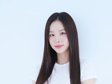 EXID 솔지, 엠오엠엔터 전속계약…트로트·발라드·뮤지컬 새 출발