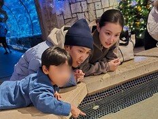 이하이, ♥도끼 조카 꼭 안았다…“이 정도면 신혼부부” [SD셀픽]