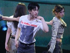 박진영, 아이돌 모먼트 최고야 짜릿해…팬들과 컴백 쇼케이스 성료