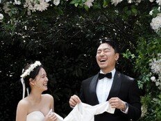 이시언, 결혼 5년 만 아들 품에…“태어난 김에 건강하게”