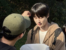 변우석, 2주 만에 SNS 복귀…비주얼 ‘눈부시네’ [DA★]