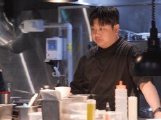 윤남노 셰프 첫 가게 오픈…역대급 개업 선물 (전참시)