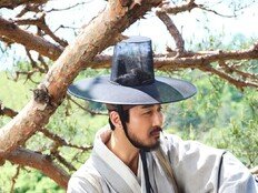 차승원, 갓 쓰고 깜짝 등장…10년 만에 김정호 됐다