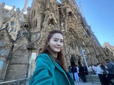 손미나, 바르셀로나 자택서 사그라다 파밀리아 성당 역사적 완공 생중계 예고