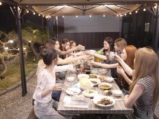 전소미 전골→김세정 母 담금주까지…어른 된 아이오아이 MT 공개 (전참시)