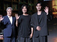 ‘맨 끝줄 소년’ 감독 “최민식 연기 눈 앞에서 직관, 온 몸에 전율 일었다”