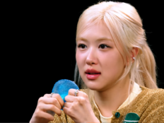 로제 손끝에서 시작됐다…‘말랑이’ 열풍 어디까지