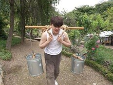 박서진 “그냥 돼지로 살란다” 속세 끊고 영월 산골행 (살림남2)
