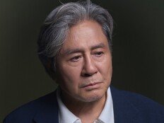 최민식 “주식 계좌도 없는 나…할 수 있는 건 오직 연기 뿐”[인터뷰]