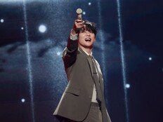 김준수, 日 도쿄도 들썩…‘GRAVITY’ MV 1000만뷰 겹경사