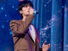 변우석, 亞 투어 힘찬 출발…팬 사랑으로 꽉 채운 첫 페이지