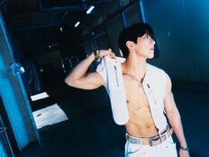 비투비 이민혁, 독보적인 근육질 몸매…15일 컴백