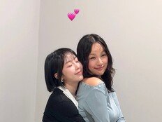 예원, 결별 고백하더니 이효리 꼭 껴안았다…“행복해 죽는 줄” [SD셀픽]