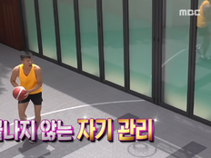 ‘가수 자산 1위’ 박진영, 농구장 딸린 집 공개…두 딸도 등장 (전참시)