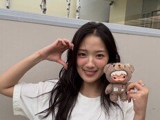 김혜윤, 플러스타 주간 투표 전 부문 통합 1위