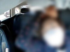 정신나간 승객, 달리는 택시 안에서 기사 머리채 잡고 흔들어 (한블리)