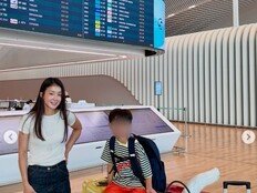이시영, 아이스하키 장비만 한가득…아들과 캐나다 한 달 살이