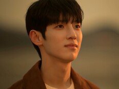 ‘검사실의 제안’ 글로벌 흥행…박시우 “많은♥, 얼떨떨해” (일문일답)
