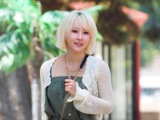 “못 알아봤다”…7기 옥순, 파격 탈색 금발 변신 (나솔사계)
