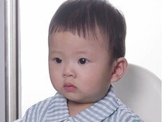 손민수♥임라라 쌍둥이, 생애 첫 여권 사진 도전…근엄한데 귀여워 (슈돌)