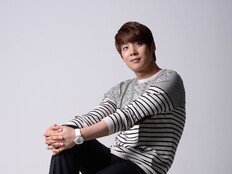 [전문] 송원근, 44세 ‘노총각 딱지’ 뗀다…손편지로 깜짝 결혼 발표