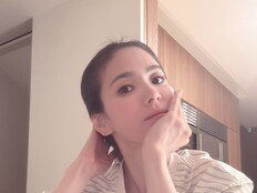 송혜교, 집에서도 이 정도 미모…편안한 차림도 빛나 [DA★]
