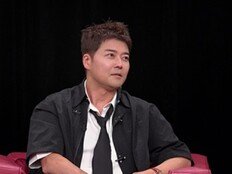 전현무, 50세에도 母 잔소리 듣는다…“양말 신으라고” (내사패)