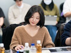 김유정♥박진영 케미 터졌다, ‘100일의 거짓말’ 대본리딩 현장