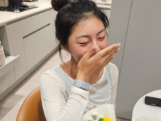 ‘송종국 딸’ 송지아, 20살에 男에게 첫 꽃 선물…母 “모솔 티 내지 말자”