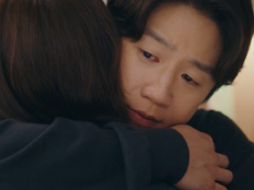 정준원, 공효진 ‘킬러’ 정체 알고도 덮었다…결국 가족 택했다(유부녀킬러)