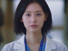 김지원 천재 외과의 변신… 느낌은 AI+대문자T (닥터X)