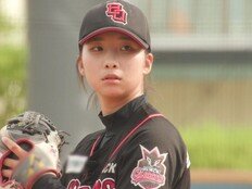 박민서, 첫 볼넷에 실점까지…‘야구여왕2’ 블랙퀸즈 위기