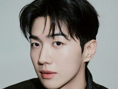 [공식] 강훈, 앤피오와 재계약…‘수성궁 밀회록’ 출연확정