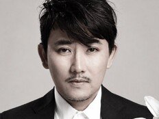 이승철, 첫 손주 품에 안았다 “저 할아버지 됐어요…웰컴이다”