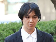 ’부실복무’ 위너 송민호, 징역 1년에 집행유예 2년