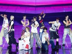늑대소년 세계관 ‘앤팀’, K팝 심장부에 울려퍼진 하울링