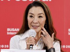 [BIFF]양자경 “처음 할리우드 가서 충격, 아시안이라서 마이너리티 됐다”