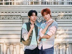 플레어 유, 미니 2집 컴백 기념 버스킹도 잘했다
