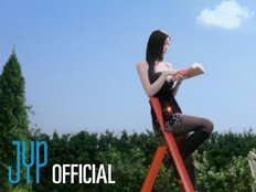 채령 11월 9일 솔로 데뷔…ITZY 세 번째 주자 [공식]