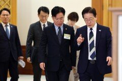 李, 산재 사망 감소에 “노동자가 노동장관 한 효과” 김영훈 치켜세워
