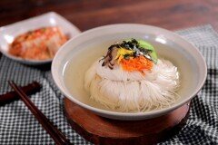 “남자 국수, 여자 국수 따로?”…같은 값에 양 달리 준 식당에 공분