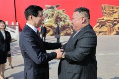 통일부 “김정은 방중, 한반도 평화·안정에 기여하길 기대”