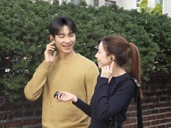 귀 안 막고 듣는 삼성 첫 클립형 이어폰…‘갤럭시 버즈 온’ 27일 출시